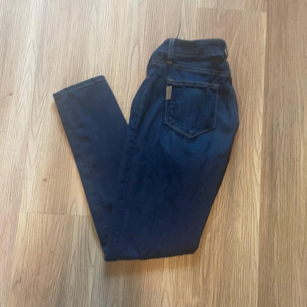 Paige skinny jeans stretchy
